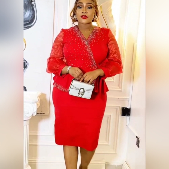 POSHMADDIEE'S BOUTIQUE GIVEAWAY LISTING💕💕 - Picture 13 of 15